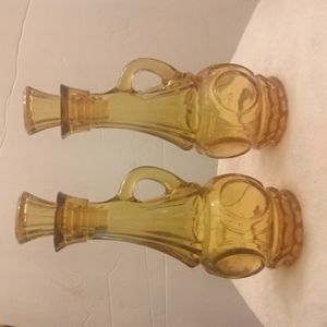 Amber glass oil and vinegar